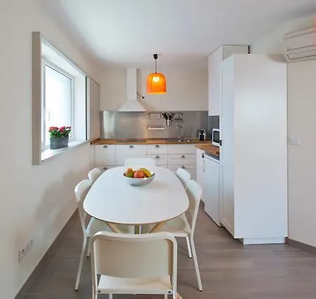 別荘 House Surf & *